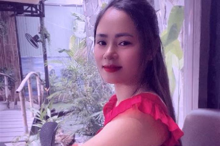 Scarlett, 34 — Escort in Gio Linh, Vietnam