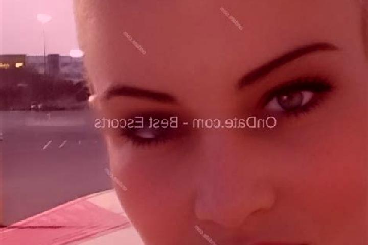Scarlett, 34 — Escort in Kalubbe, Germany