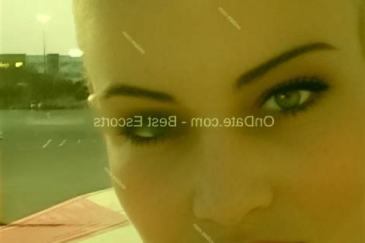 Scarlett, 34 — Escort in Kolchikon, Greece