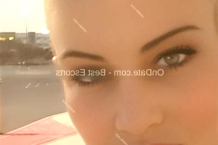 Scarlett, 34 — Escort in Lomovka, Russia