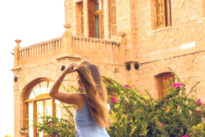 Scarlett, 34 — Escort in Mitropoli, Greece