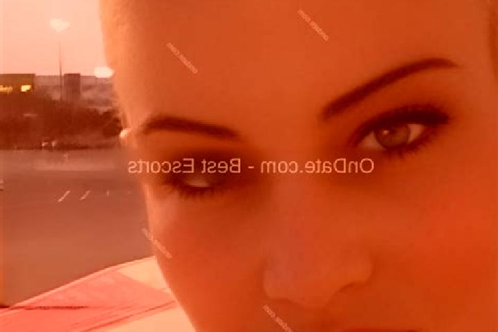 Scarlett, 34 — Escort in Ostryna, Belarus