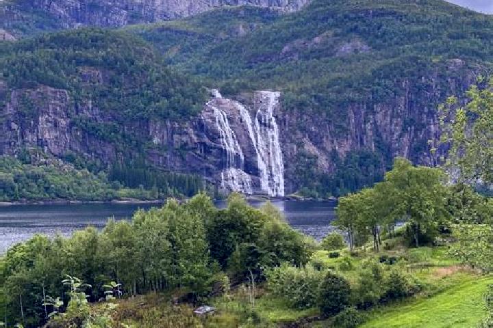 Scarlett, 34 — Escort in Spetalen, Norway