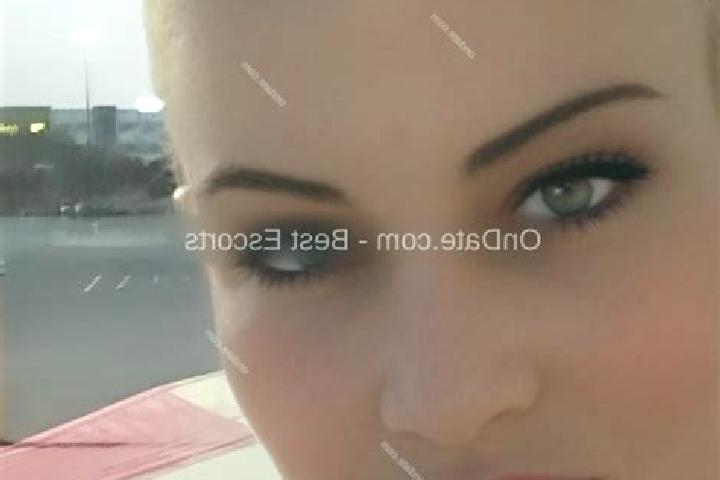 Scarlett, 34 — Escort in Szczyglice, Poland