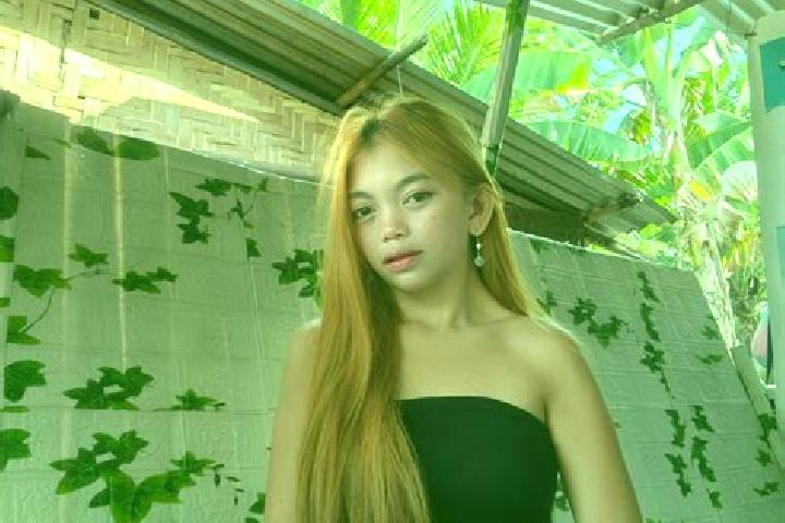 Scarlett, 34 — Escort in Tinubuan, Philippines