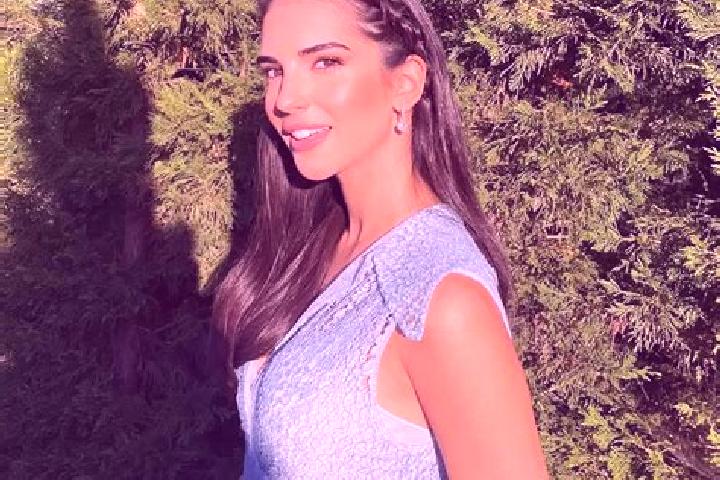Scarlett, 34 — Escort in Turobin, Poland