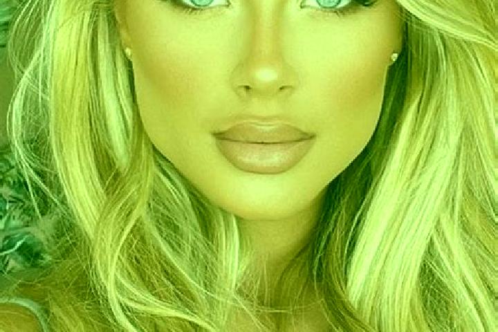 Scarlett, 35, a blonde blue-eyed latina companion based in Great River. Offering CIM, Dinner Date, Deep French Kissing, Massage. Available for incall and out...
