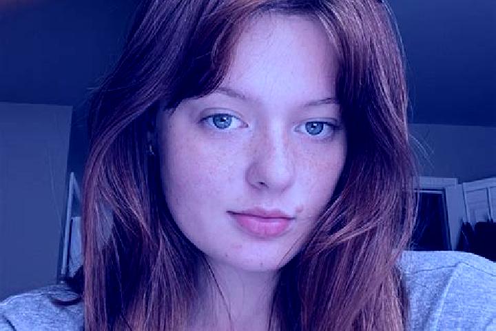 Scarlett, 35, a chestnut grey-eyed caucasian companion based in Dunbar-Southlands. Offering Deep French Kissing, Prostate Massage, Girlfriend Experience, OWO...