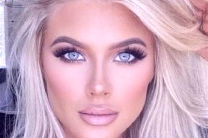 Scarlett, 35, a platinum blonde blue-eyed middle eastern companion based in Sabi-Sand Game Reserve. Offering CIM, Dinner Date, GFE. Available for incall and ...