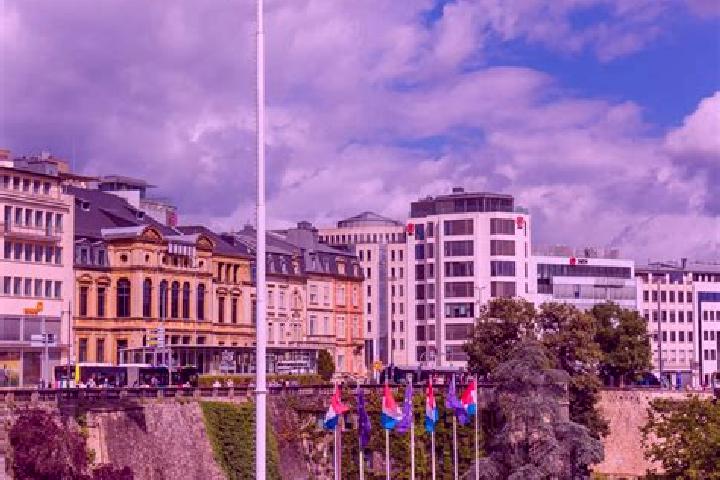 Scarlett, 35 — Escort in Clausen, Luxembourg