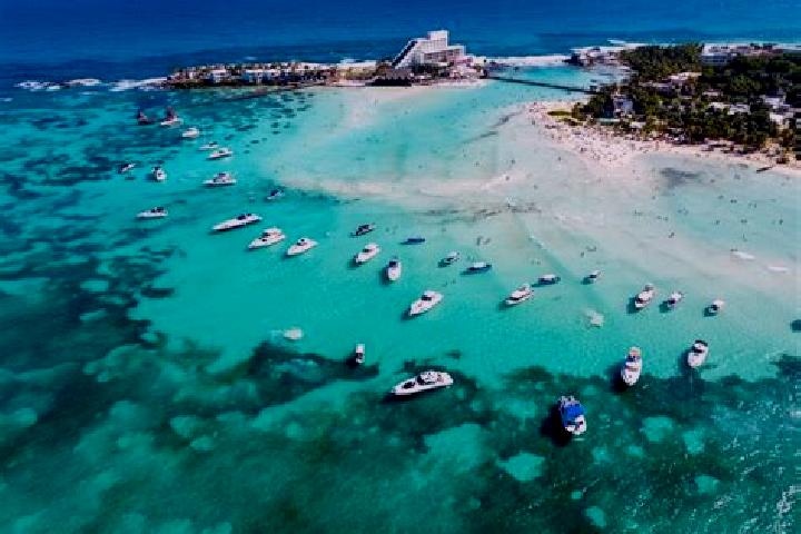 Scarlett, 35 — Escort in Isla Mujeres, Mexico