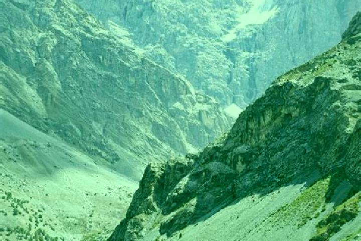 Scarlett, 35 — Escort in Jilikul, Tajikistan