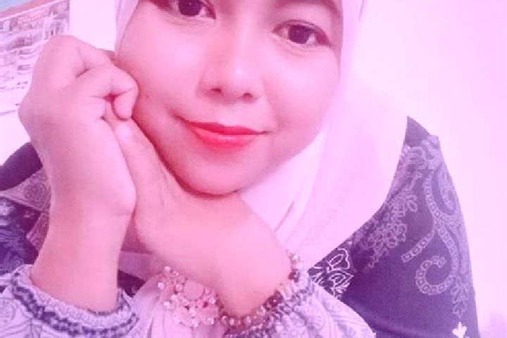 Scarlett, 35 — Escort in Tambakrejo, Indonesia