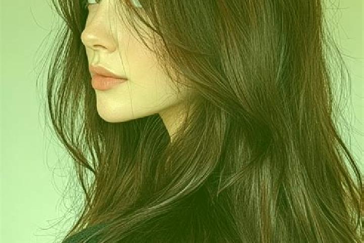 Scarlett, 36, a auburn brown-eyed asian companion based in Pferdingsleben. Offering Erotic Massage, Tantra, Deep French Kissing, Couples. Available for incal...