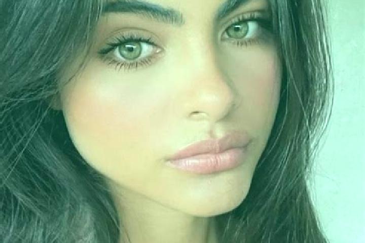 Scarlett, 36, a black grey-eyed indian companion based in Molepolole. Offering Girlfriend Experience, Striptease, BDSM, 69, Tantra. Available for incall and ...