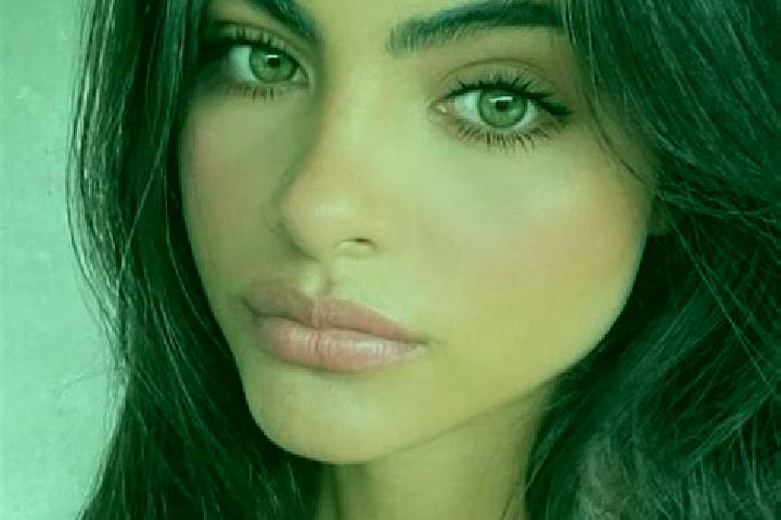 Scarlett, 36, a black hazel-eyed slavic companion based in Dom Pedrito. Offering GFE, Roleplay, BDSM. Available for incall and outcall, day and evening dates.