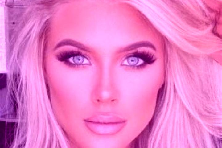 Scarlett, 36, a platinum blonde grey-eyed mixed companion based in Scarmagno. Offering Deep French Kissing, Massage, Erotic Massage, Duos, GFE. Available for...