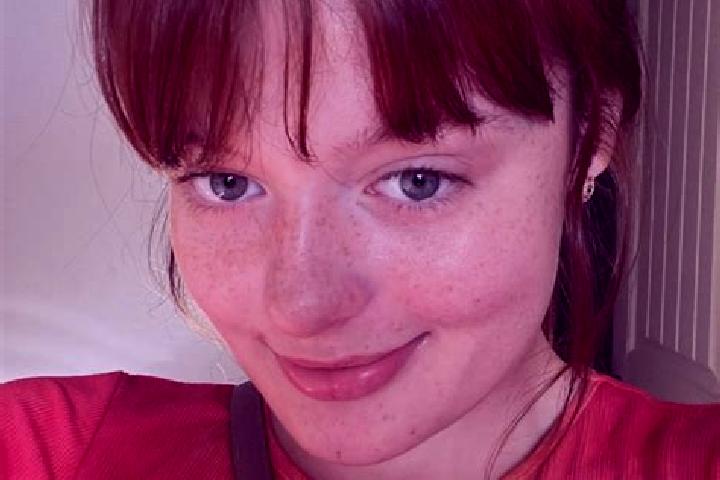 Scarlett, 36, a red brown-eyed mixed companion based in Brzezno Gdanskie. Offering Striptease, OWO, Duos. Available for incall and outcall, overnight booking...