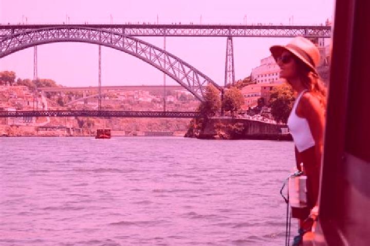 Scarlett, 36 — Escort in Barco, Portugal