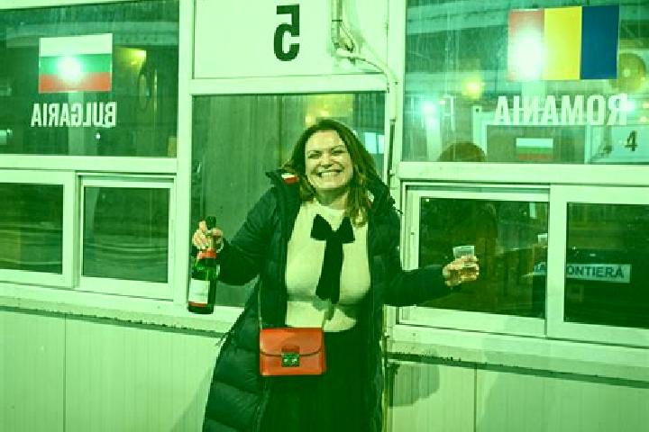 Scarlett, 36 — Escort in Bilbor, Romania