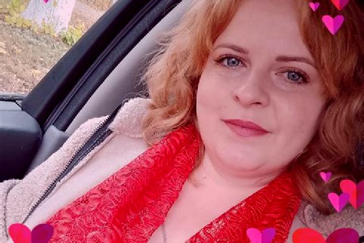 Scarlett, 36 — Escort in Ichnia, Ukraine