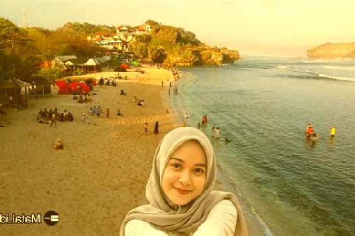 Scarlett, 36 — Escort in Kebonsari Kidul, Indonesia