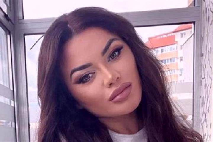 Scarlett, 36 — Escort in Salciua de Jos, Romania