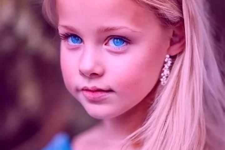 Scarlett, 37, a blonde blue-eyed middle eastern companion based in Sao Jose dos Basilios. Offering Couples, Roleplay, CIM, Erotic Massage. Available for inca...