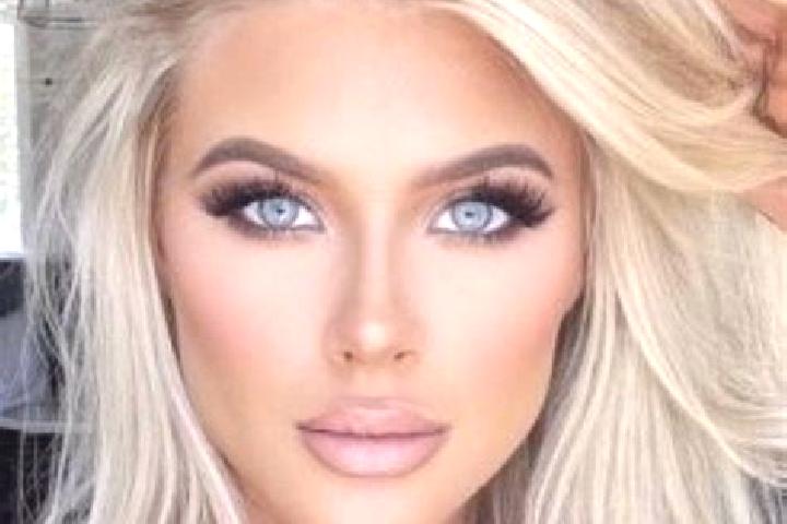 Scarlett, 37, a platinum blonde dark-eyed caribbean companion based in Zimapantongo. Offering Girlfriend Experience, Party Girl, CIM, 69. Available for incal...