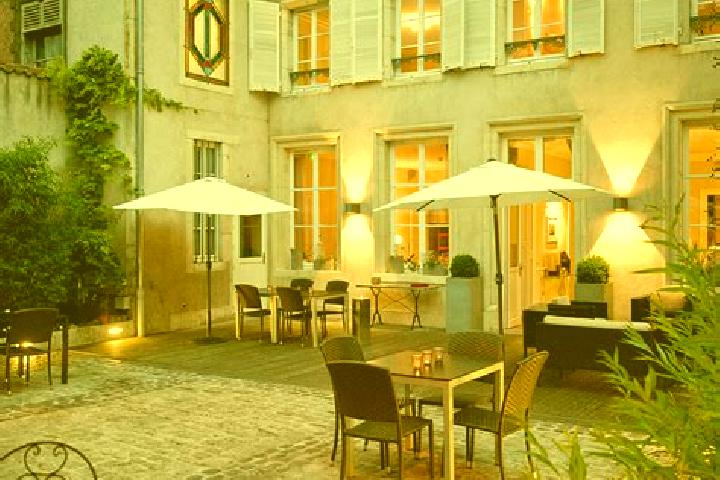 Scarlett, 37 — Escort in Rouvres, France