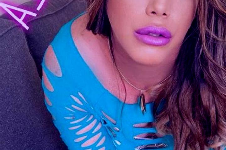 Scarlett, 37 — Escort in Santiago Azajo, Mexico