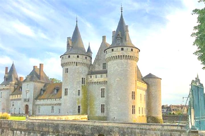 Scarlett, 37 — Escort in Sougy, France