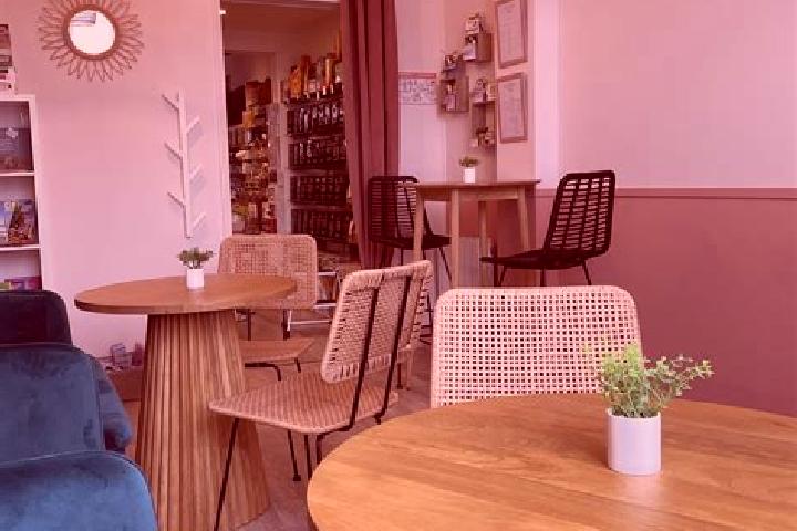 Scarlett, 37 — Escort in Villers-Bocage, France