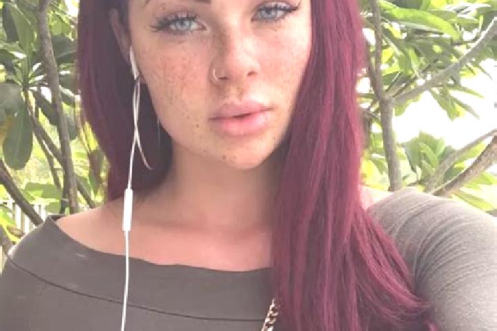 Scarlett, 38, a auburn amber-eyed mediterranean companion based in Timbe do Sul. Offering Dinner Date, Fetish, BDSM, Domination. Available for incall and out...