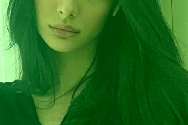 Scarlett, 38, a black dark-eyed middle eastern companion based in Wugong. Offering Roleplay, Couples, OWO. Available for incall and outcall, day and evening ...