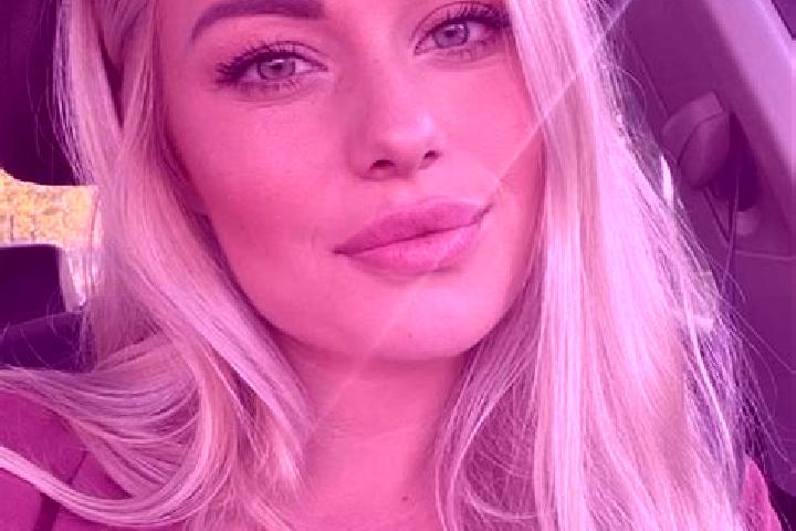 Scarlett, 38, a blonde hazel-eyed caucasian companion based in Pachuca de Soto. Offering A-Level, Deep French Kissing, Prostate Massage. Available for incall...