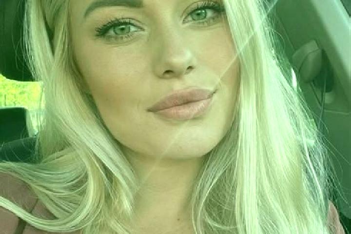 Scarlett, 38, a blonde hazel-eyed middle eastern companion based in Pensilva. Offering Massage, Fetish, Party Girl, A-Level. Available for incall and outcall...