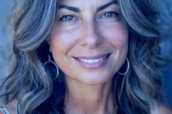 Scarlett, 38, a brunette grey-eyed latina companion based in Hohenwald. Offering Duos, Tantra, Domination. Available for incall and outcall, overnight bookin...