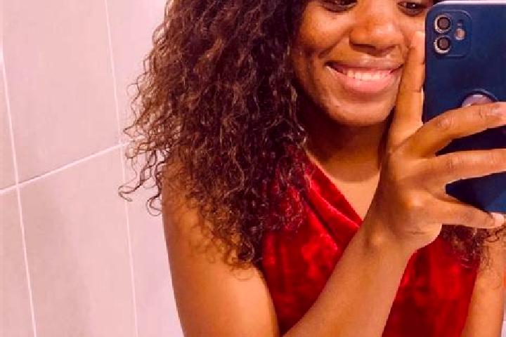Scarlett, 38 — Escort in Caxinga, Angola