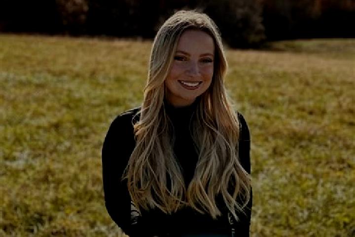 Scarlett, 38 — Escort in Coker, United States