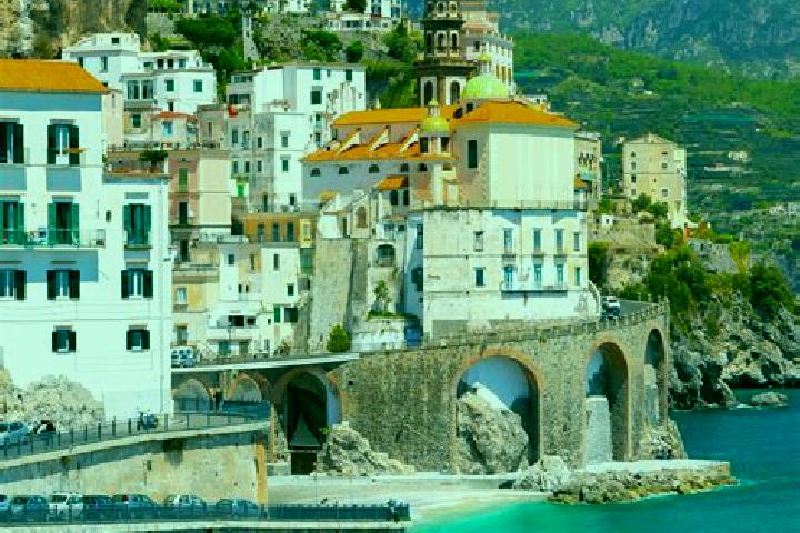 Scarlett, 38 — Escort in Comabbio, Italy