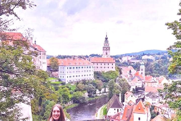 Scarlett, 39, a chestnut blue-eyed caribbean companion based in Cesky Krumlov. Offering Travel Companion, Erotic Massage, Fetish, Tantra. Available for incal...