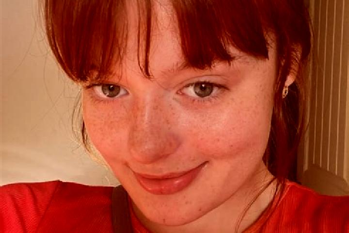 Scarlett, 39, a red brown-eyed caribbean companion based in Uttwil. Offering CIM, A-Level, BDSM, Duos. Available for incall and outcall, day and evening dates.