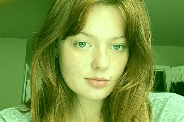Scarlett, 39, a red brown-eyed mediterranean companion based in Lapinigan. Offering Domination, Dinner Date, Girlfriend Experience, Travel Companion. Availab...