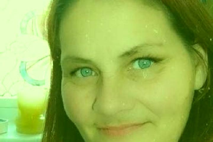 Scarlett, 39, a red green-eyed caucasian companion based in Hesseneck. Offering Girlfriend Experience, BDSM, Overnight, OWO. Available for incall and outcall...