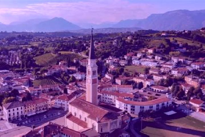 Scarlett, 39 — Escort in Breganze, Italy