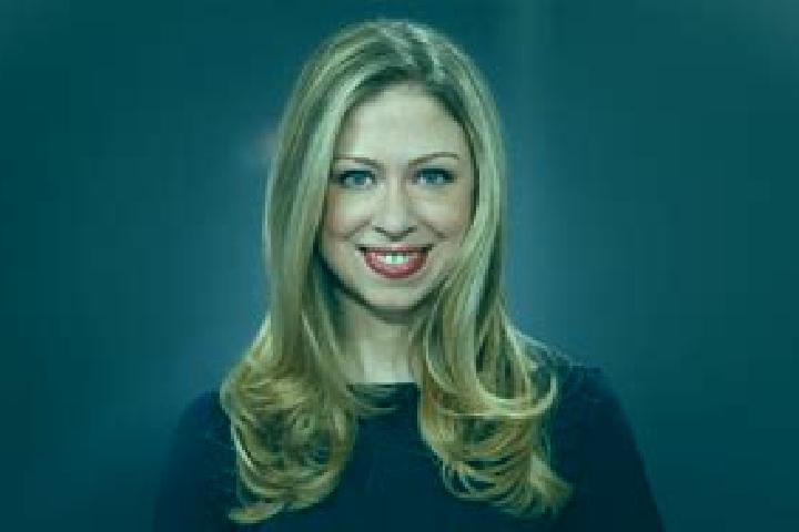Scarlett, 39 — Escort in Clinton, United States