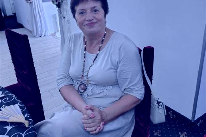 Scarlett, 39 — Escort in Nichiteni, Romania