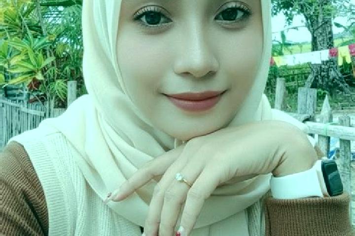 Scarlett, 39 — Escort in Peureulak, Indonesia