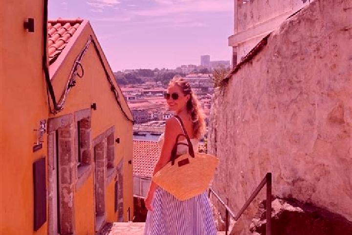 Scarlett, 39 — Escort in Porto Estrela, Brazil
